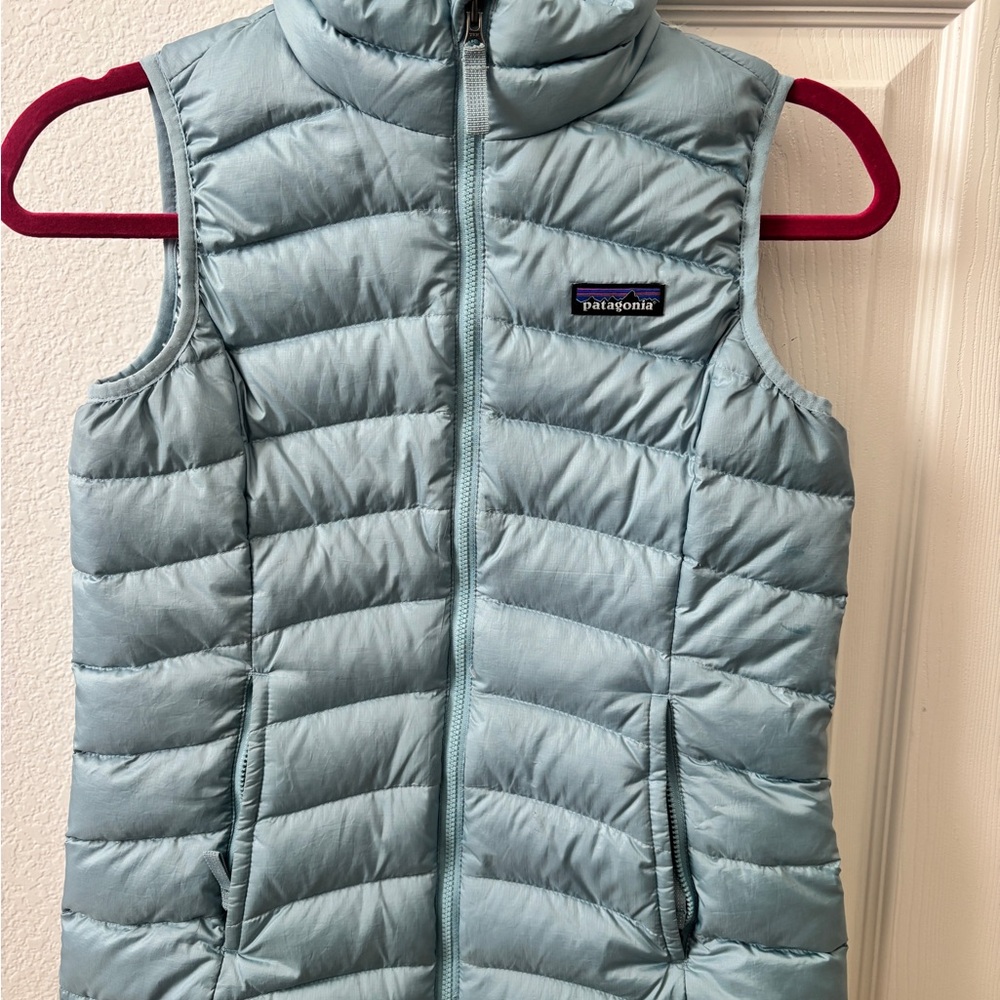 Patagonia - Girls Light Blue Down Sweater Vest- Size Medium